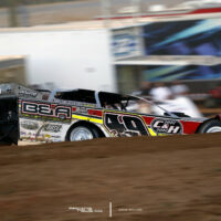 Jonathan Davenport Racing Photo - Lucas Oil Dirt Racing Series 9937