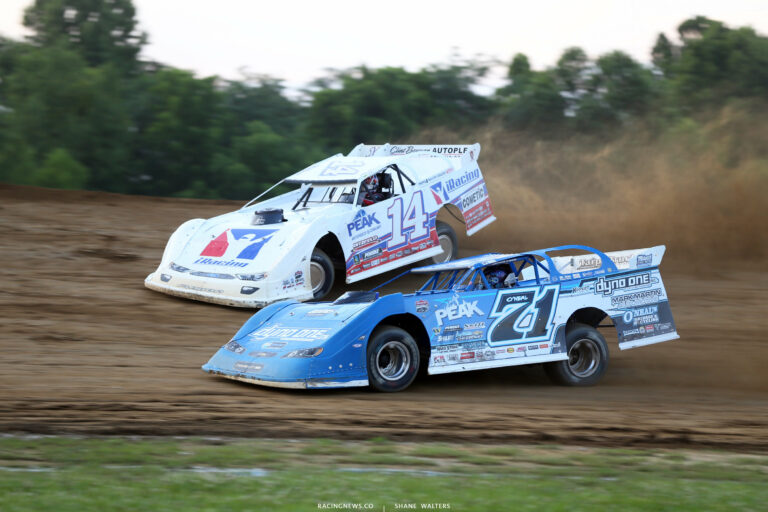 Hudson O'Neal and Darrell Lanigan at Muskingum County Speedway 1746