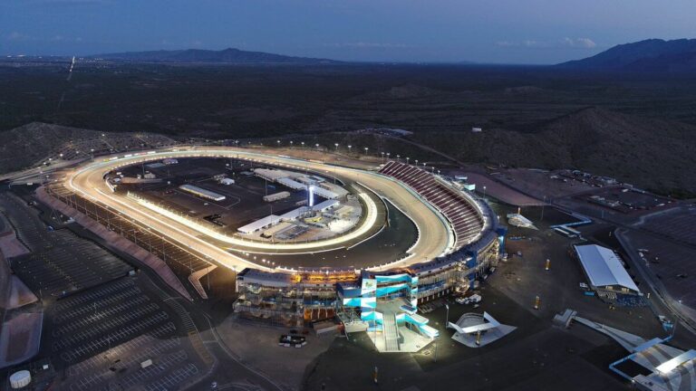 2018 Phoenix Raceway - Aerial Photo