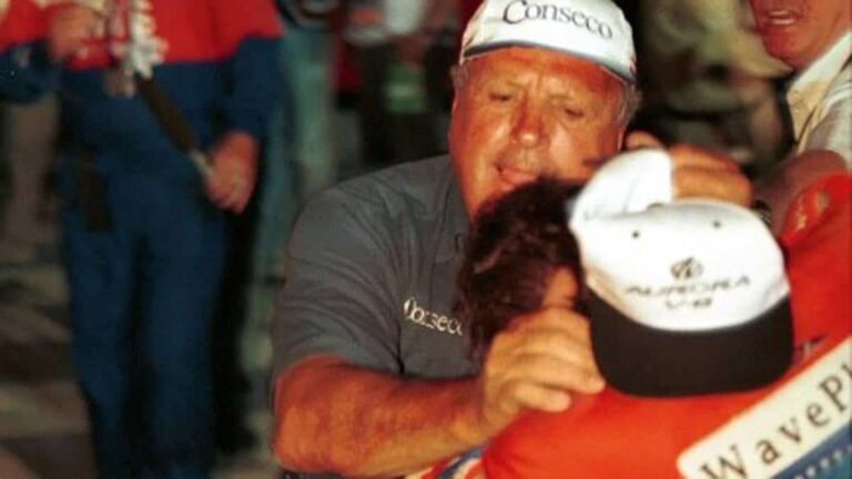 AJ Foyt slaps Arie Luyendyk after Texas Motor Speedway in 1997
