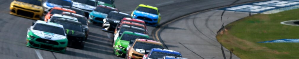 Chase Elliott leads at Talladega Superspeedway