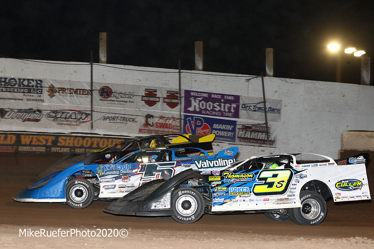 Brandon Sheppard and Brian Shirley in the Wild West Shootout