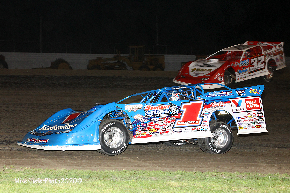 Brandon Sheppard and Bobby Pierce at Davenport Speedway - World of Outlaws