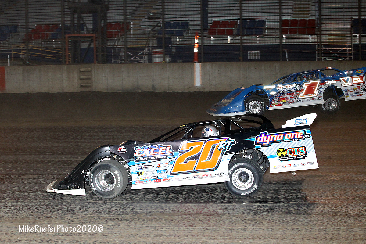 Ricky Thornton Jr and Brandon Sheppard at Davenport Speedway - World of Outlaws