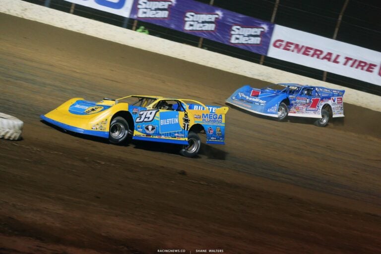 Tim McCreadie and Brandon Sheppard at Portsmouth Raceway Park - Dirt Track World Championship - Lucas Late Model 5557