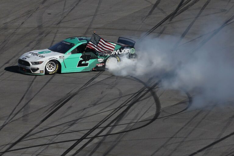 Brad Keselowski wins at Talladega Superspeedway - NASCAR Cup Series - Burnout