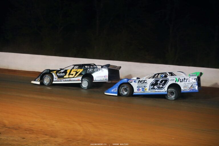 Mike Marlar and Jonathan Davenport at Ponderosa Speedway - Lucas Oil Late Model Dirt Series 5185