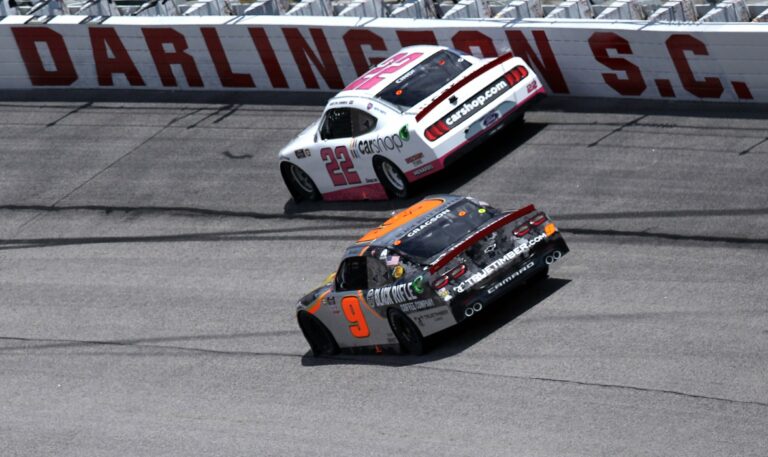 Austin Cindric, Noah Gragson - Darlington Raceway - NASCAR Xfinity Series