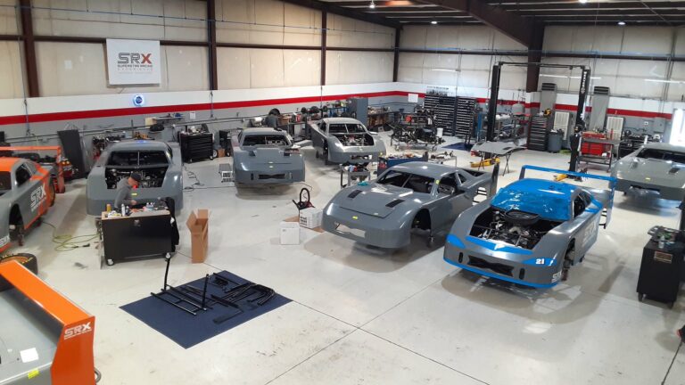 SRX Racing Shop - Garage