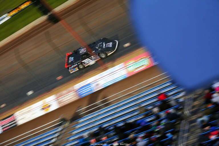 Tim McCreadie at Lucas Oil Speedway - Motion Blur - 39 Dirt Late Model 5808
