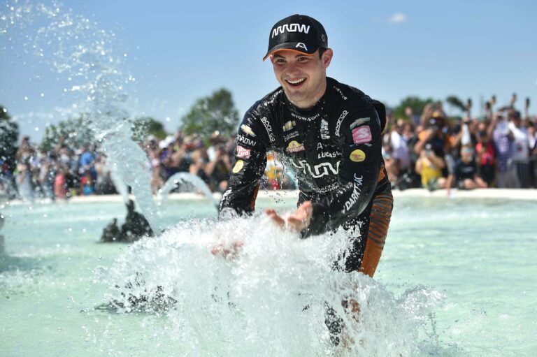 Pato O'Ward in the fountain at the Detroit Grand Prix - Indycar Series - Belle Isle Park