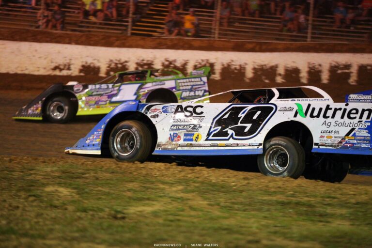 Jonathan Davenport and Tyler Erb - Lucas Oil Late Model Dirt Series - Florence Speedway 8447