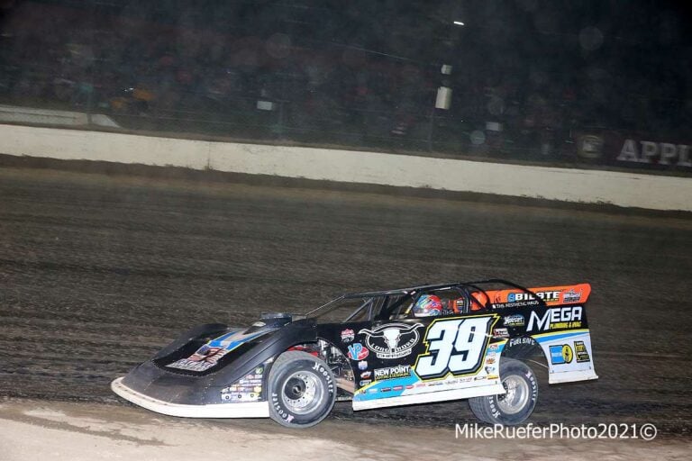 Tim McCreadie leads - Eldora Speedway - Dirt Late Model