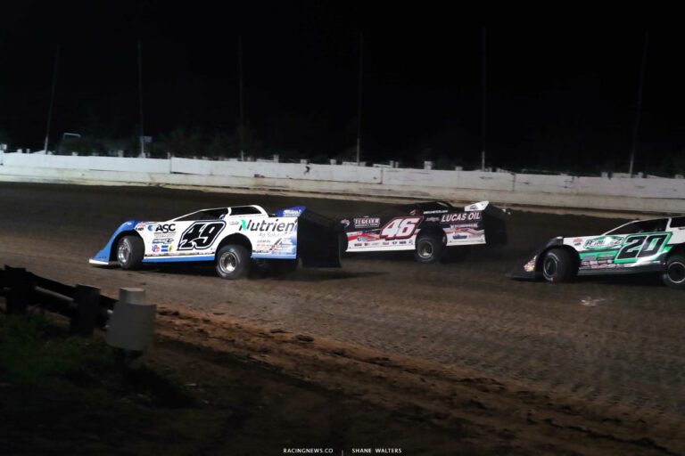Earl Pearson Jr, Jimmy Owens, Jonathan Davenport - PA Motor Speedway - Lucas Dirt A35I0312