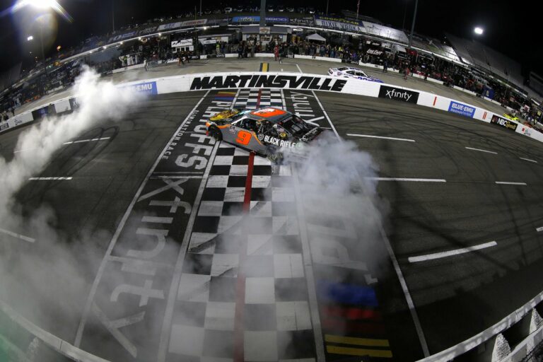 Noah Gragson wins at Martinsville Speedway - NASCAR Xfinity Series - Burnout