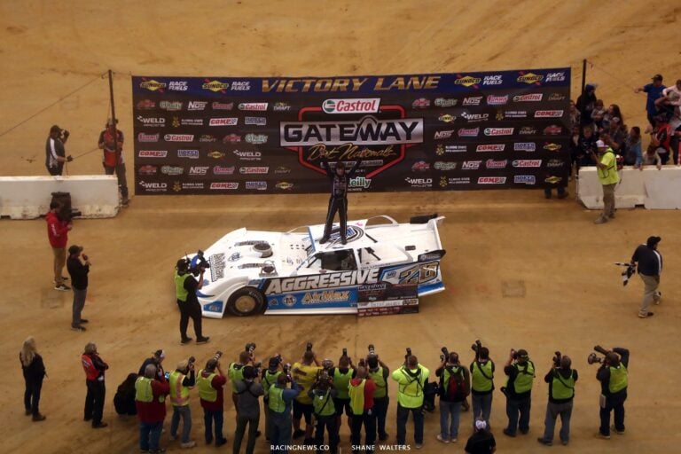 Tyler Carpenter in victory lane at the Gateway Dirt Nationals A35I1206