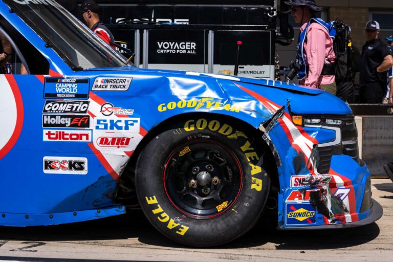 Alex Bowman damage - NASCAR Truck Series - Circuit of the Americas (COTA)