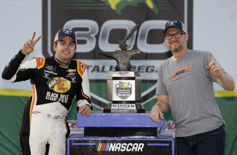 Noah Gragson and Dale Earnhardt Jr - Talladega Superspeedway - NASCAR Xfinity Series