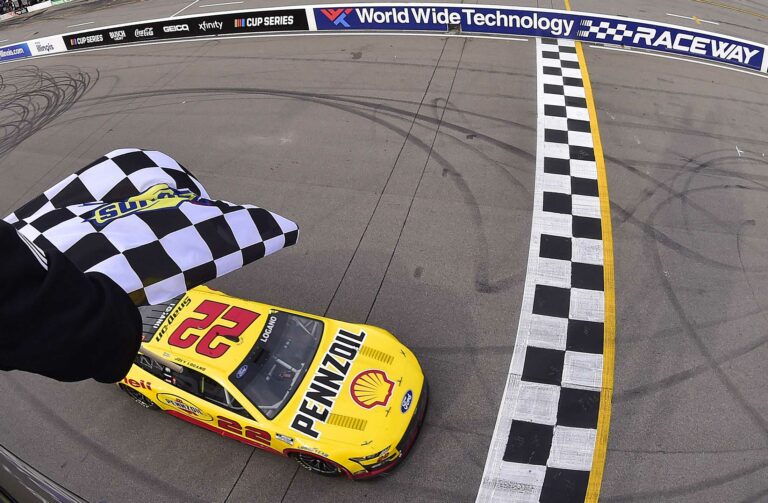 Joey Logano wins WWT Raceway at Gateway - NASCAR Cup Series