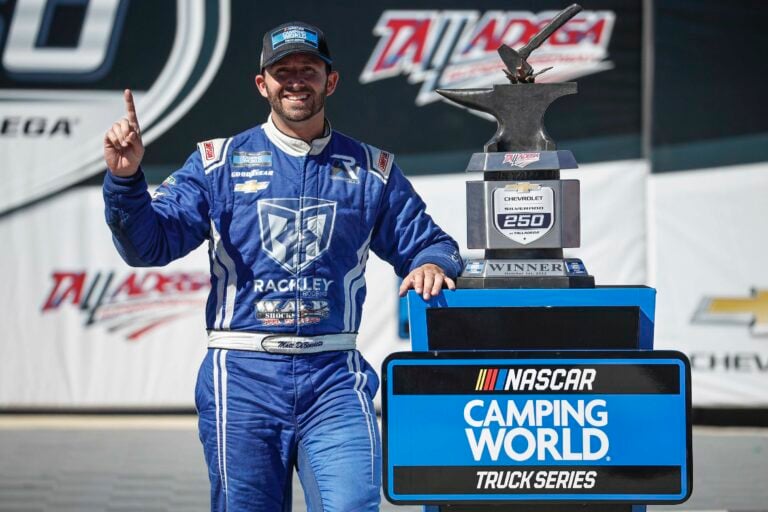 Matt DiBenedetto wins - Talladega Superspeedway - NASCAR Truck Series