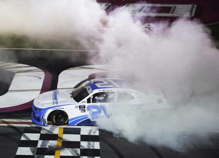 Austin Hill burnout - NASCAR Xfinity Series - Atlanta Motor Speedway