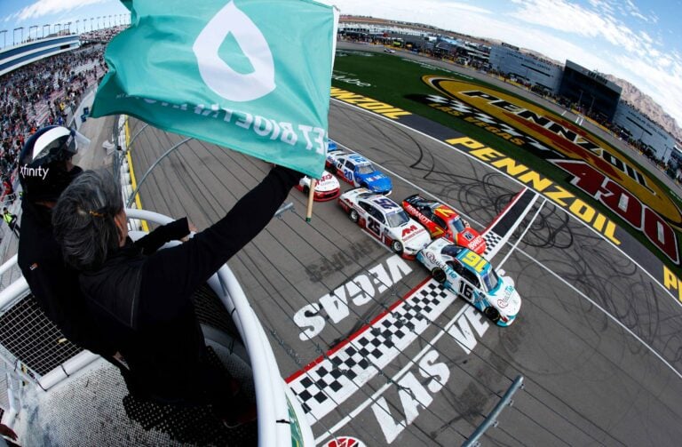 Las Vegas Motor Speedway - NASCAR Xfinity Series - Green Flag