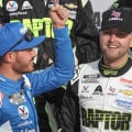 William Byron, Kyle Larson - Las Vegas Motor Speedway - NASCAR Cup Series