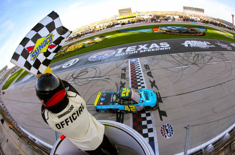 Carson Hocevar wins - NASCAR Truck Series - Texas Motor Speedway