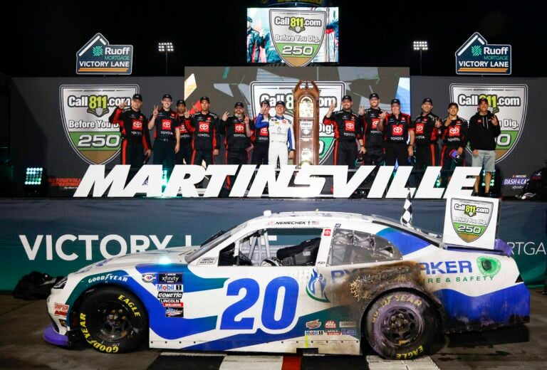 John Hunter Nemechek wins - NASCAR Xfinity Series - Martinsville Speedway - Brnout