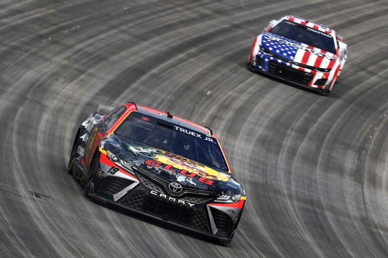 Martin Truex Jr and Ross Chastain - Dover Motor Speedway - NASCAR Cup Series