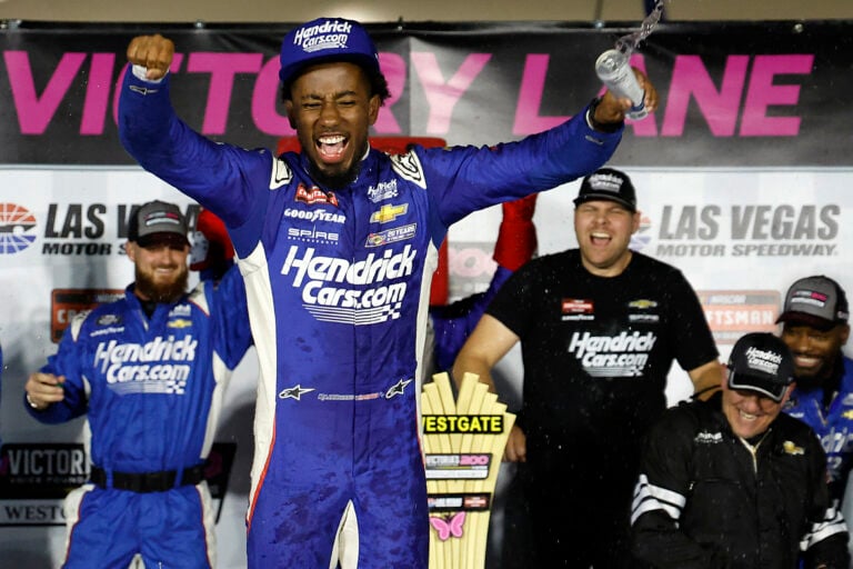 Rajah Caruth wins at Las Vegas Motor Speedway - NASCAR Truck Series (1)
