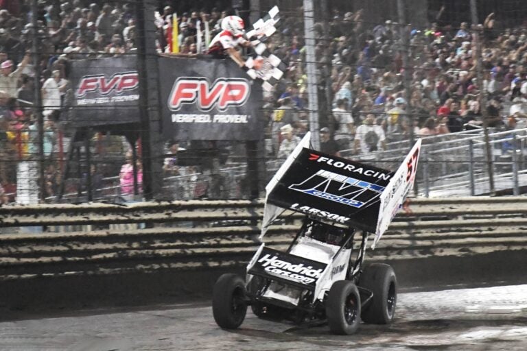 Kyle Larson at Knoxville Raceway - Knoxville Nationals - Paul Arch Photo (1)