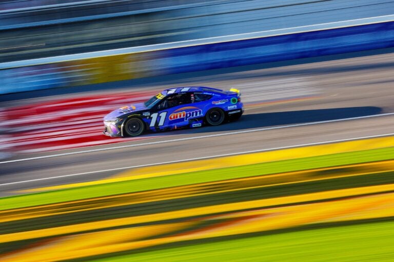 Denny Hamlin - Las Vegas Motor Speedway - LVMS - NASCAR Cup Series
