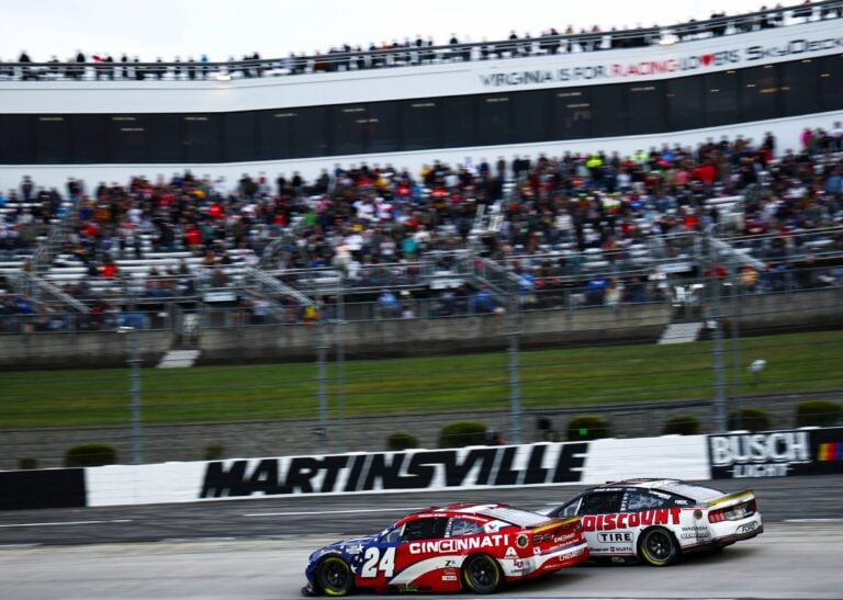 William Byron, Ryan Blaney - NASCAR Cup Series - Martinsville Speedway
