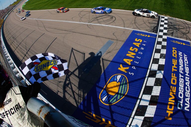 Finish - Kansas Speedway - NASCAR Cup Series