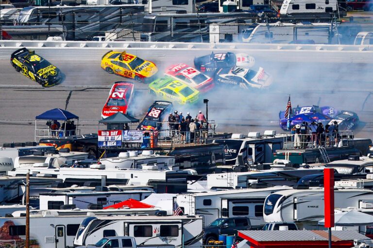 Talladega Superspeedway - Big Crash - NASCAR Cup Series