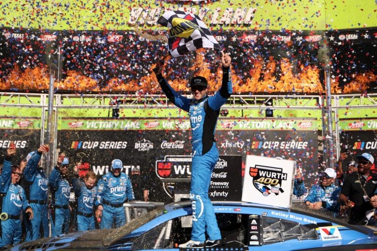Chase Elliott in victory lane at Texas Motor Speedway - NASCAR Cup Series