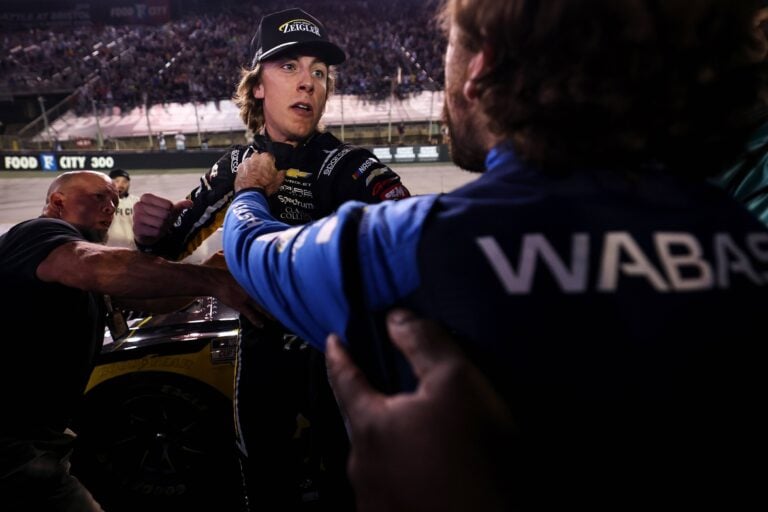 Carson Hocevar vs Ryan Blaney fight at Bristol Motor Speedway - NASCAR Cup Series