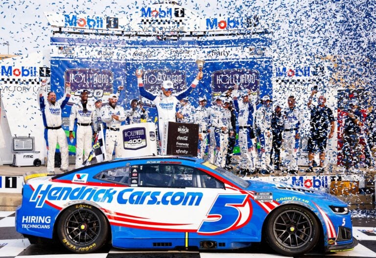 Kyle Larson in victory lane at Kansas Speedway - NASCAR Cup Series